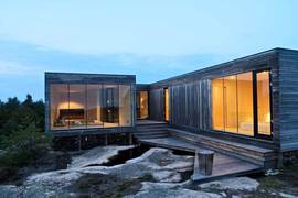 Kmu_cabin-inside-out-4_normal