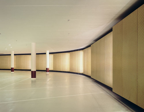 Photo_car_park_lukas_roth_12_large