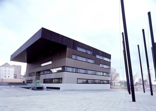 Stadthaus_aussen08_large