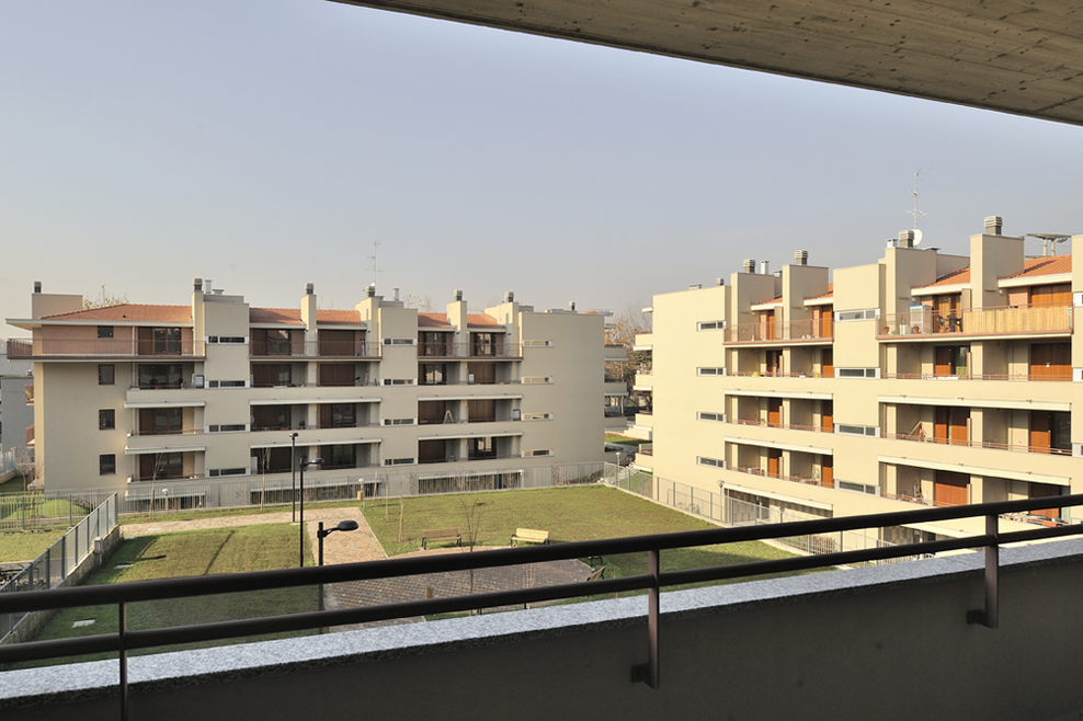 01_limbiate_-_viale_lombardia