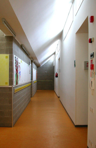 13_limbiate_-_scuola_via_pace_large