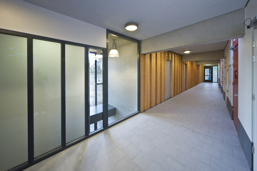 Juvenile_living_int-corridor_large