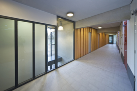 Juvenile_living_int-corridor_normal