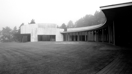 Villa-n