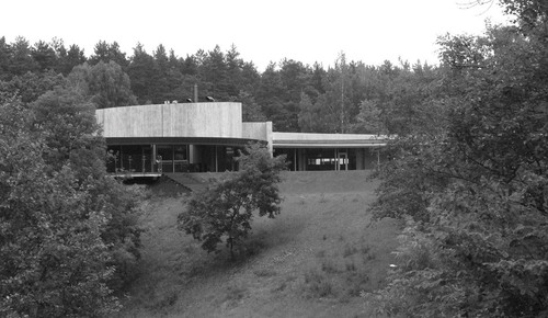 Villa-n