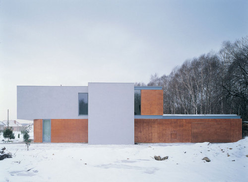 03-view-broken-house_large