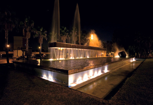 03-fontana_a
