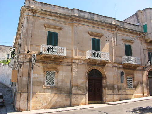 1_fronte_via_tanzarella_vitale_img_large