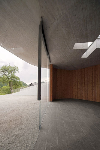 Farewell-chapel_foto-tomaz-_large