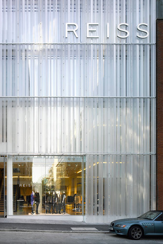 Exterior_02_large