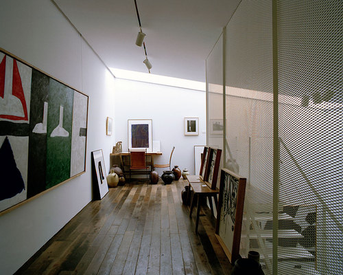 06-010_large