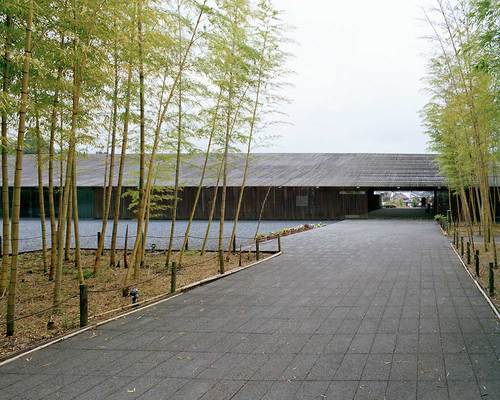 01-070_large
