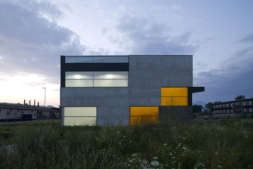11_store__office___shop_concrete_container_005__2__large
