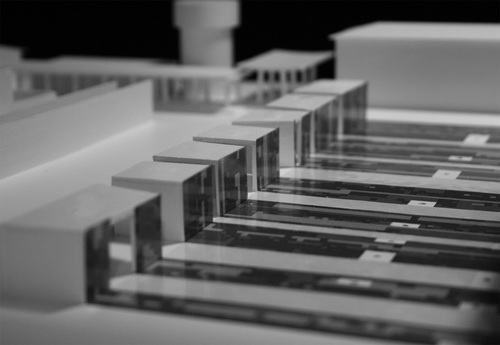 006_b_large