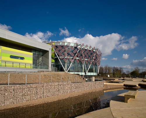 Highfields-automotive-and-engineering-training-centre-4_large