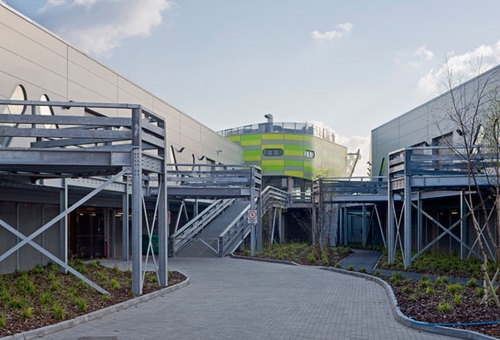Highfields-automotive-and-engineering-training-centre-5_large