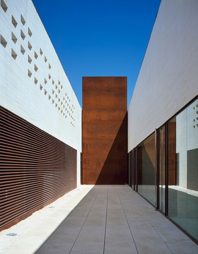 Ns_madinat_rolandhalbe-61_large