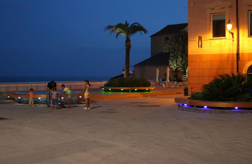 Pad_06_vista_notte_cas_large