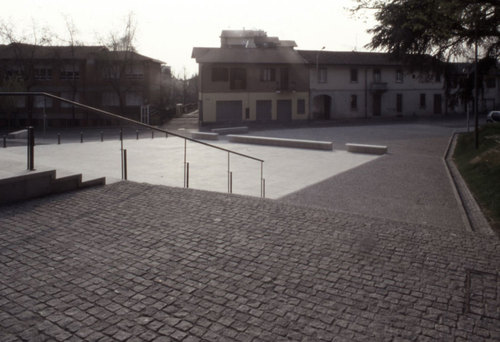 1725203408_large