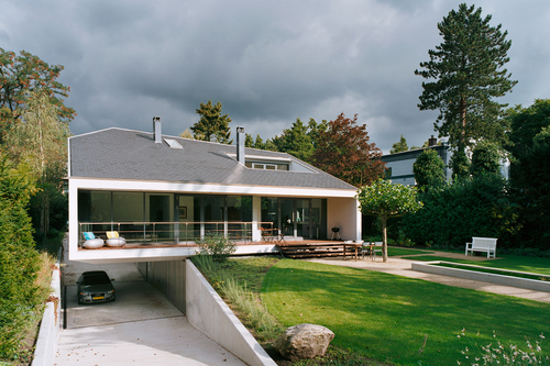 4_facade_garden_large