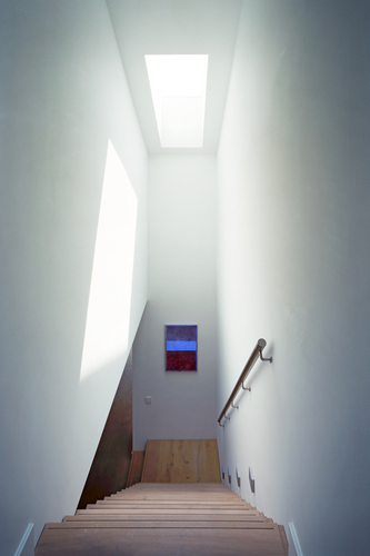8_interior_staircase_large