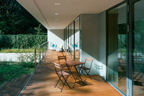 10_porch_large