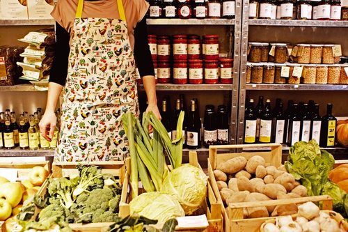Mia-market_12_large