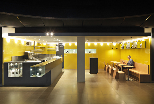 Waltritsch_a_u_qubik_bar_monfalcone_01_large