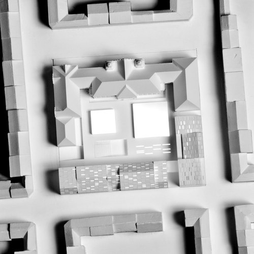 Model-situation_large