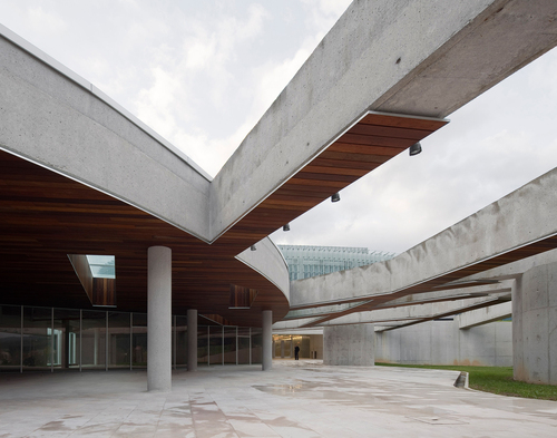 Coll-barreu-arquitectos_softwarebiotechplants_aleixbague--p07_large