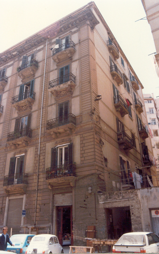 Cantonale_amari_cortile_prima_copy_large