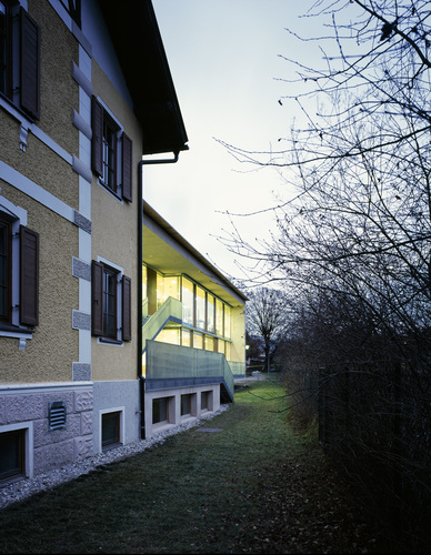 Foto_03-scuola_materna_large