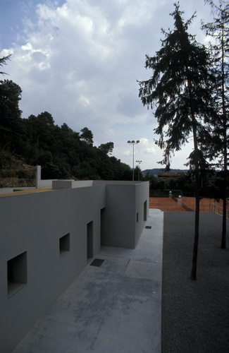 Lra_edificio-tcr_9_6_025w_large