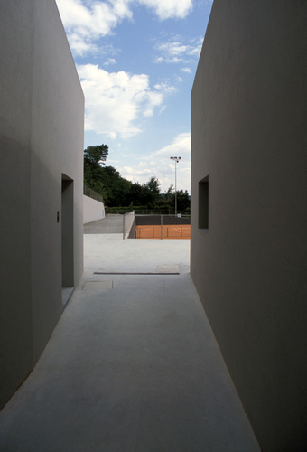 Lra_edificio-tcr_10_5_037w_large