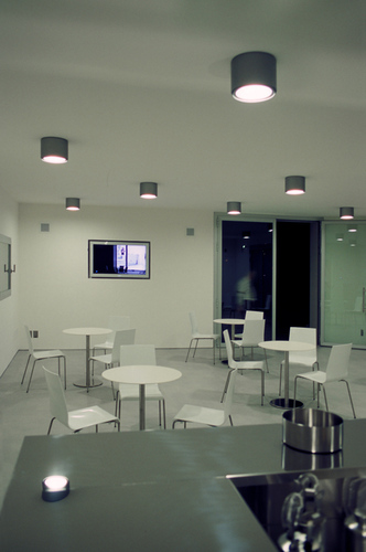 Lra_edificio-tcr_44_17_030w_large