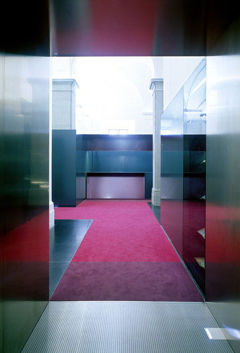 01_main-entrance_large
