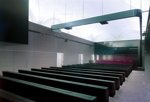 06_conference-hall_01_large