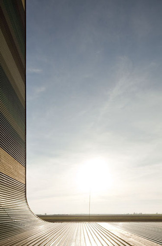 B720_architects_lleida_airport_220110_0124_large