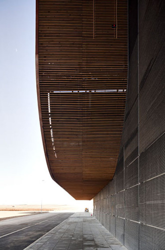 B720_architects_lleida_airport_220110_1468_large