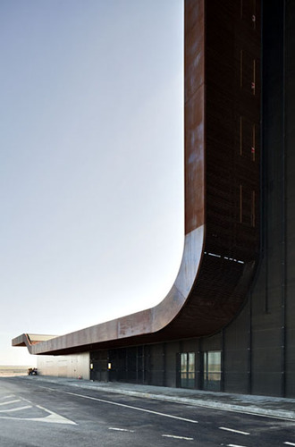 B720_architects_lleida_airport_220110_1498_large