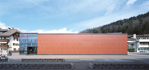 Roed_bruneck_large