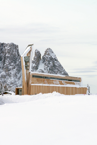 Chiesa_malga_di_seis__2__large