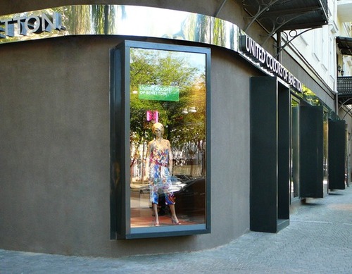 Showroombenettonsisley0_3_large