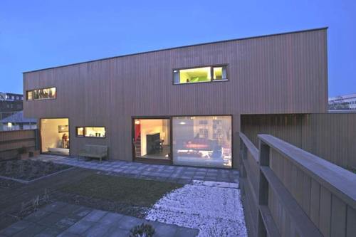 197139102_large