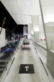 Herzog_meuron_1111lincoln_road_09_normal