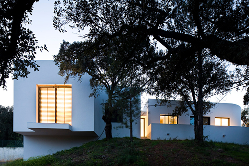 Coma_architects_palmela_090210_0617_large