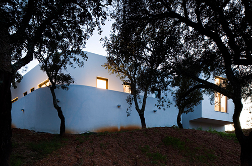 Coma_architects_palmela_090210_0620_large