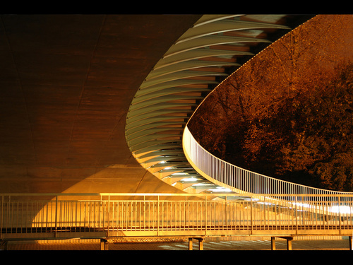 436_r05_large
