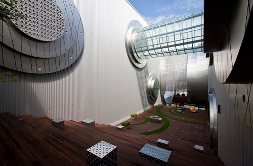 Kring_pic-_7__large
