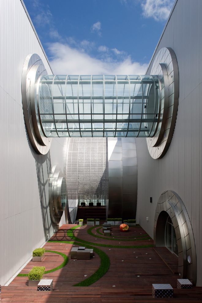 Kring_pic-_8__full